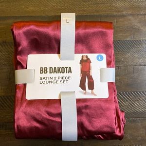 Brand New BB Dakota Satin 2 Piece Lounge Set Burgundy Size L Elastic Waist Pants